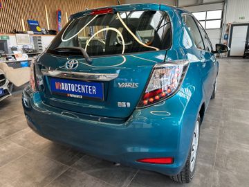 Toyota Yaris Hybrid Life *Navi*Klima*