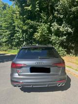 Audi S4 TDI tiptronic quattro Avant - - Audi S4 mit Diesel-Antrieb
