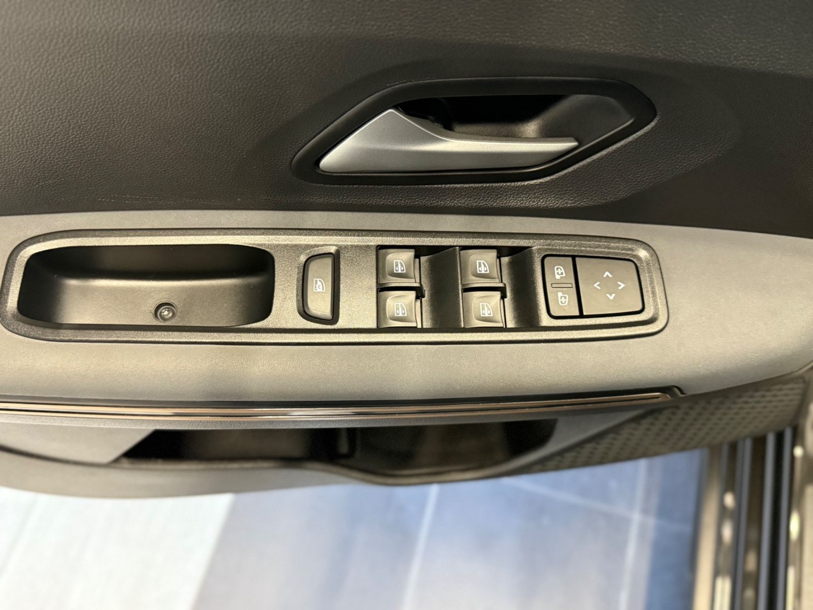 Fahrzeugabbildung Dacia Sandero III Stepway Extreme CVT, WENIG KM!
