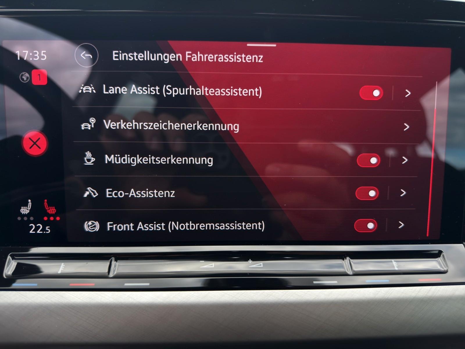 Volkswagen Golf VIII eTSI *ACC *Kamera*Carplay, миниатюра 28