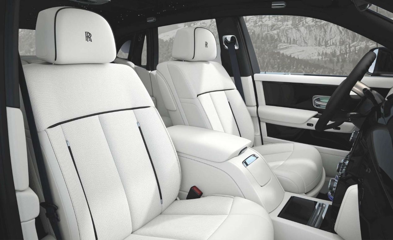Rolls-Royce Phantom/Prod26/Immersive Seating/Ruthenium Bloom imagem 2