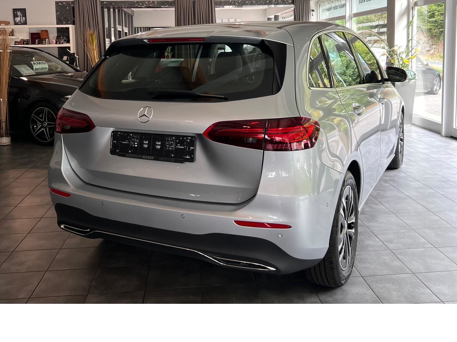 Fahrzeugabbildung Mercedes-Benz B 180 Progres. Advanced *Winter-Paket*LED*Kamera