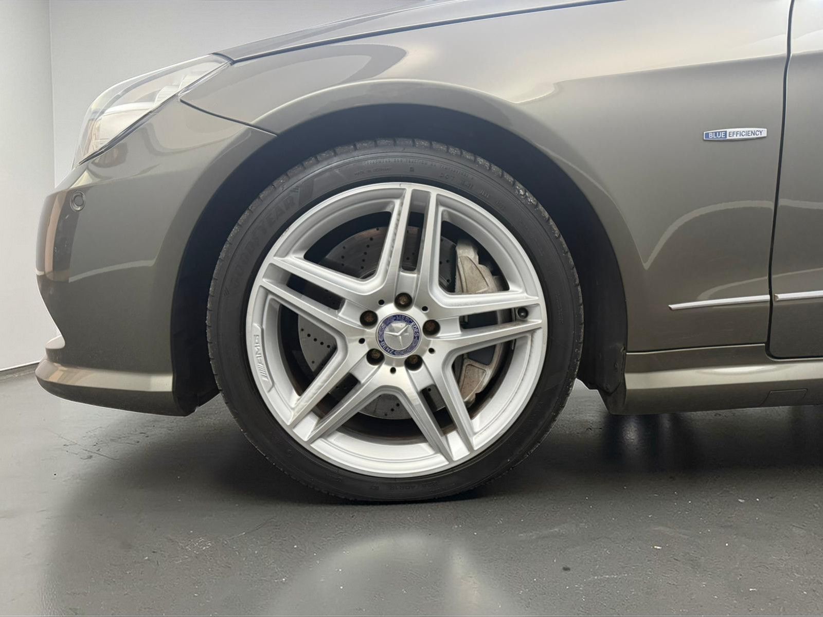 Mercedes-Benz E 500 CABRIO AMG - LINE*SCHECKHEFT*VOLL + SAUBER foto 4