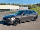 BMW 520D F11 2012 - BMW 120 mit Diesel-Antrieb: Kombi, Schaltgetriebe