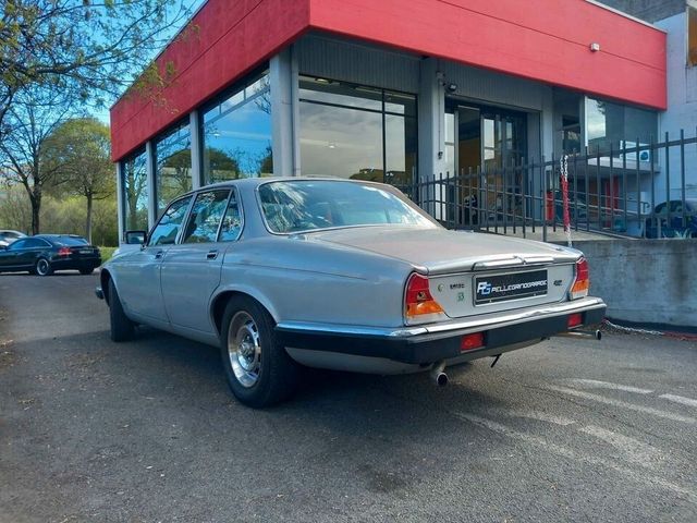 Jaguar XJ6 4.2 Vettura con certificazione ASI