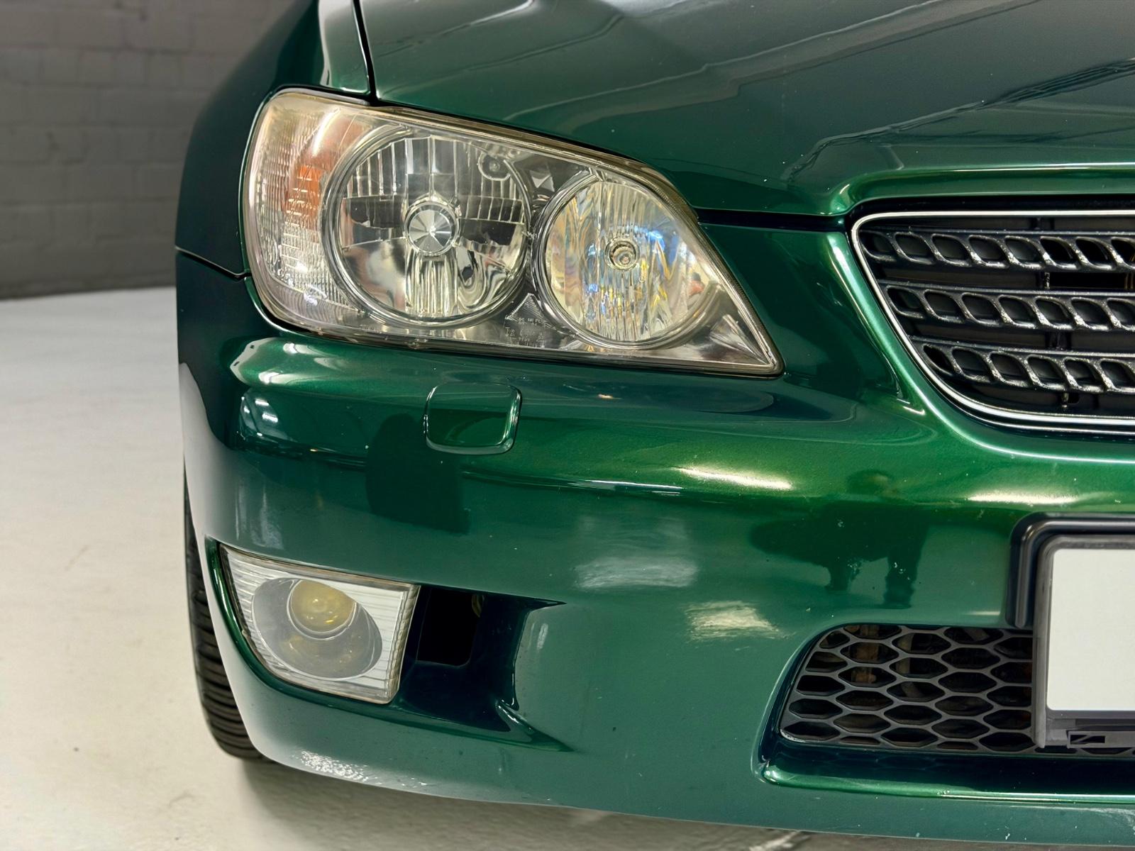 LEXUS IS 300 213 ch BVA 6 cylindres en ligne - 192400 km