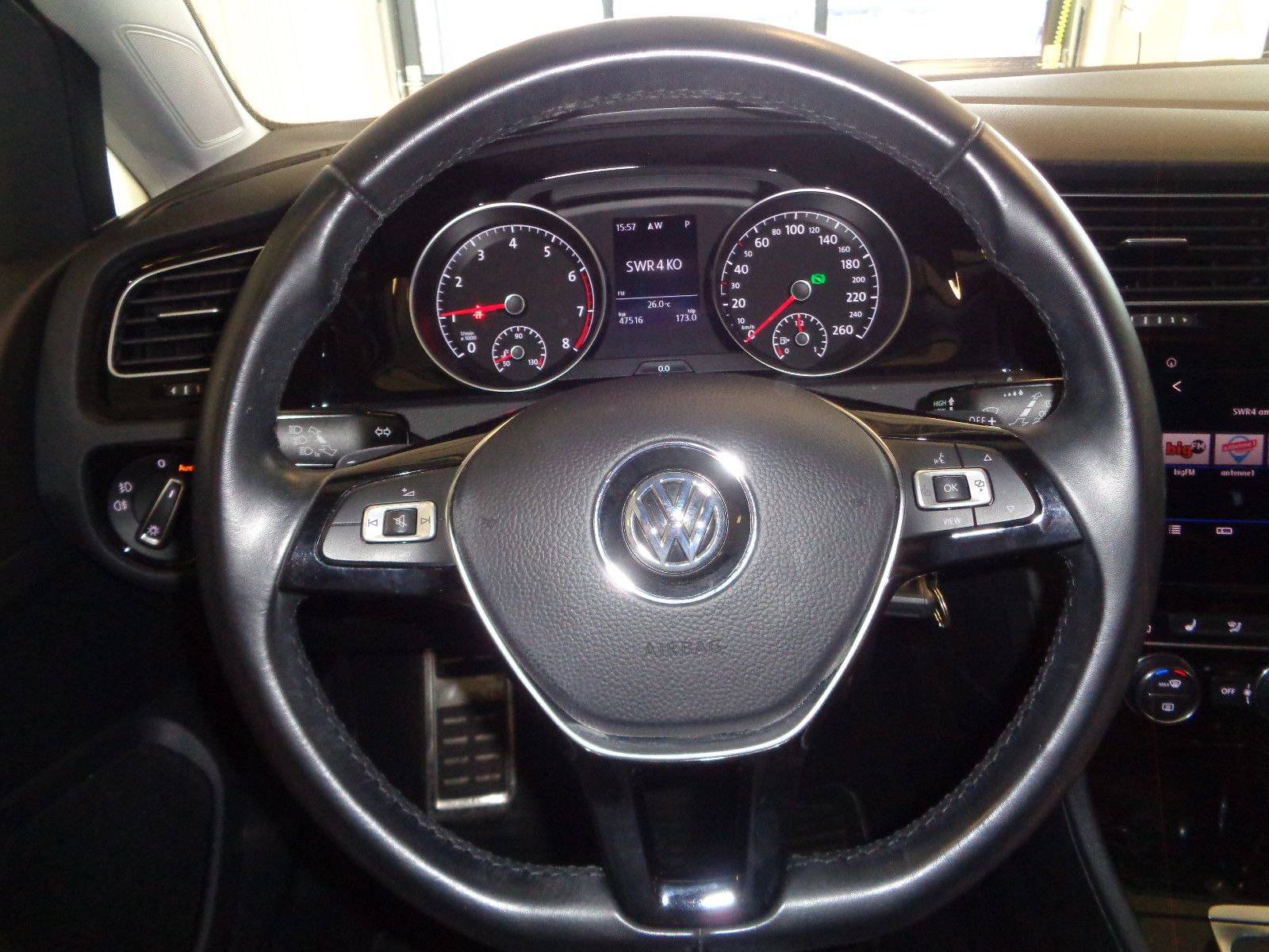 Fahrzeugabbildung Volkswagen Golf VII Lim. Join / NAVI / KLIMA / GARANTIE /