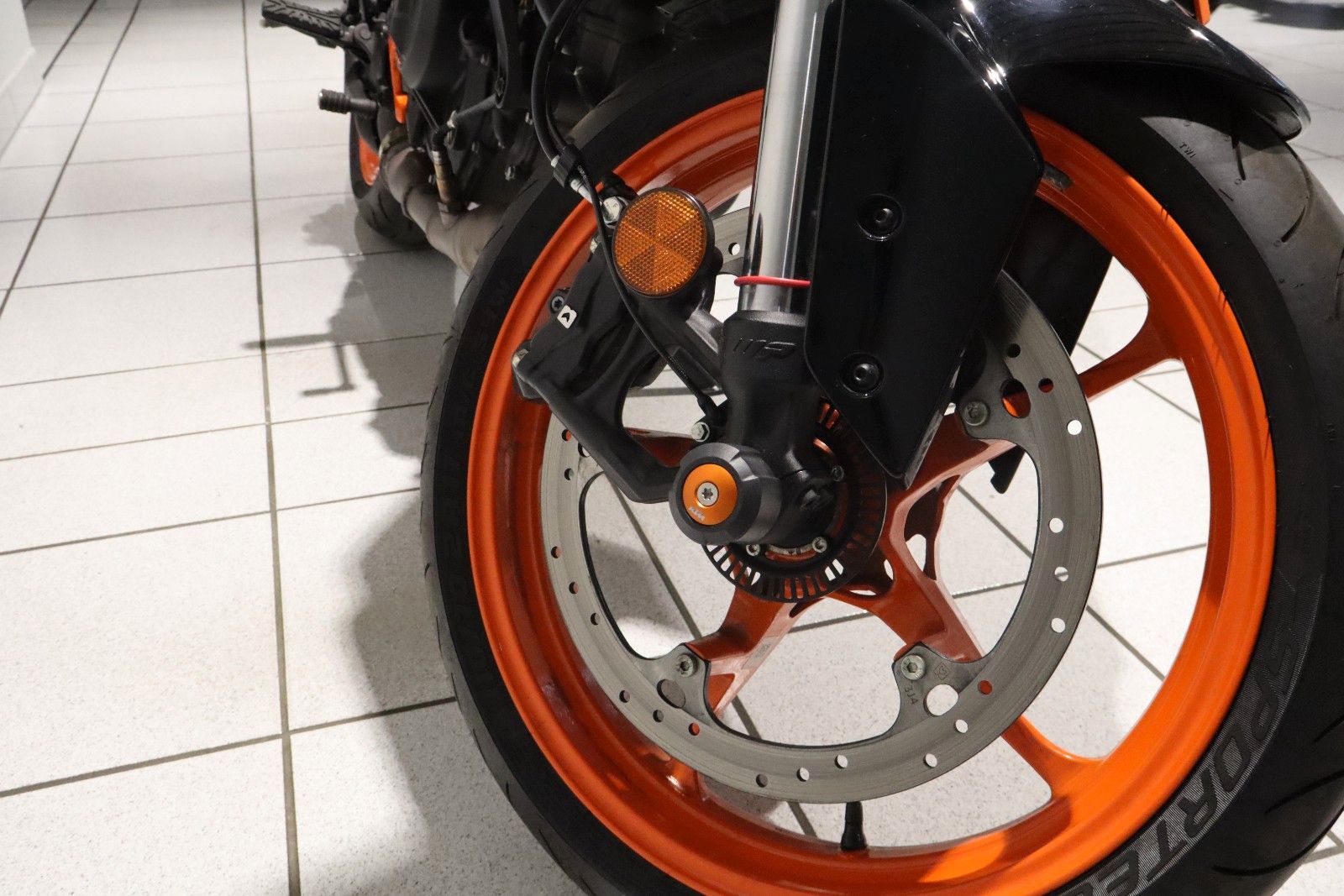 Fahrzeugabbildung KTM 390 Duke