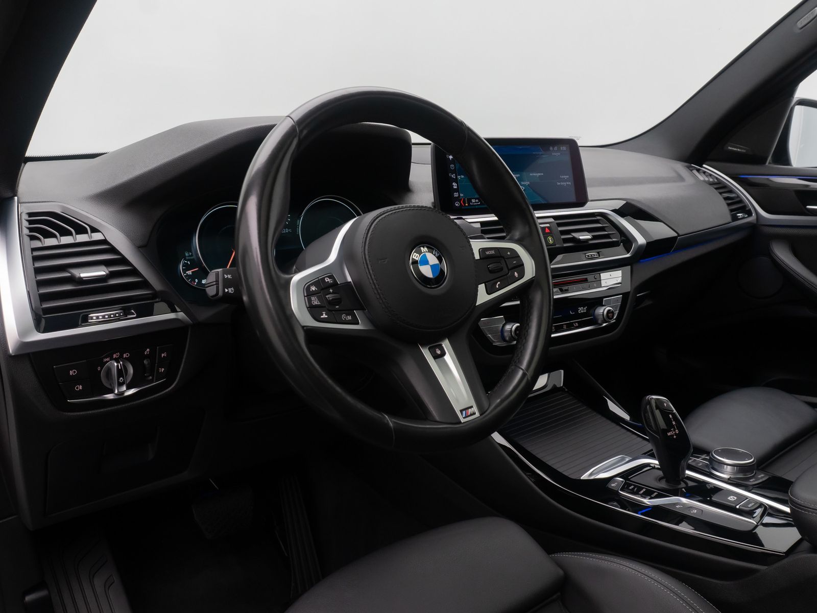 Fahrzeugabbildung BMW X3 xD20d xLine HUD DAB Panorama Alarm H/K 19Zoll