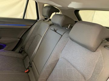 Volkswagen Golf - 6
