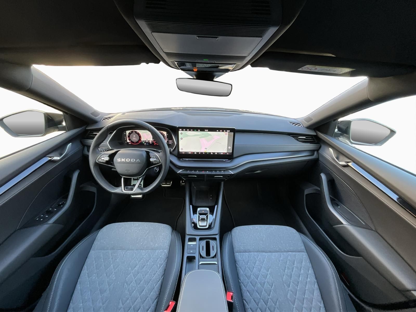 Skoda Octavia Sportline+DSG+StandH.+P.Comfort imagem 2