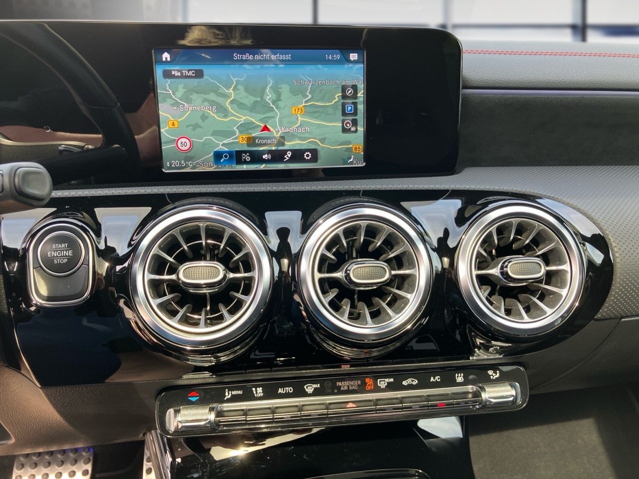 Fahrzeugabbildung Mercedes-Benz CLA 250 e SB AMG+PANO+NIGHT+KAMERA+LED+AMBIENTE