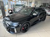 Audi RS3 Sportback+MASSAGE+B&O+KAMERA+CARBON-SPOILER - Audi RS3 in Köln
