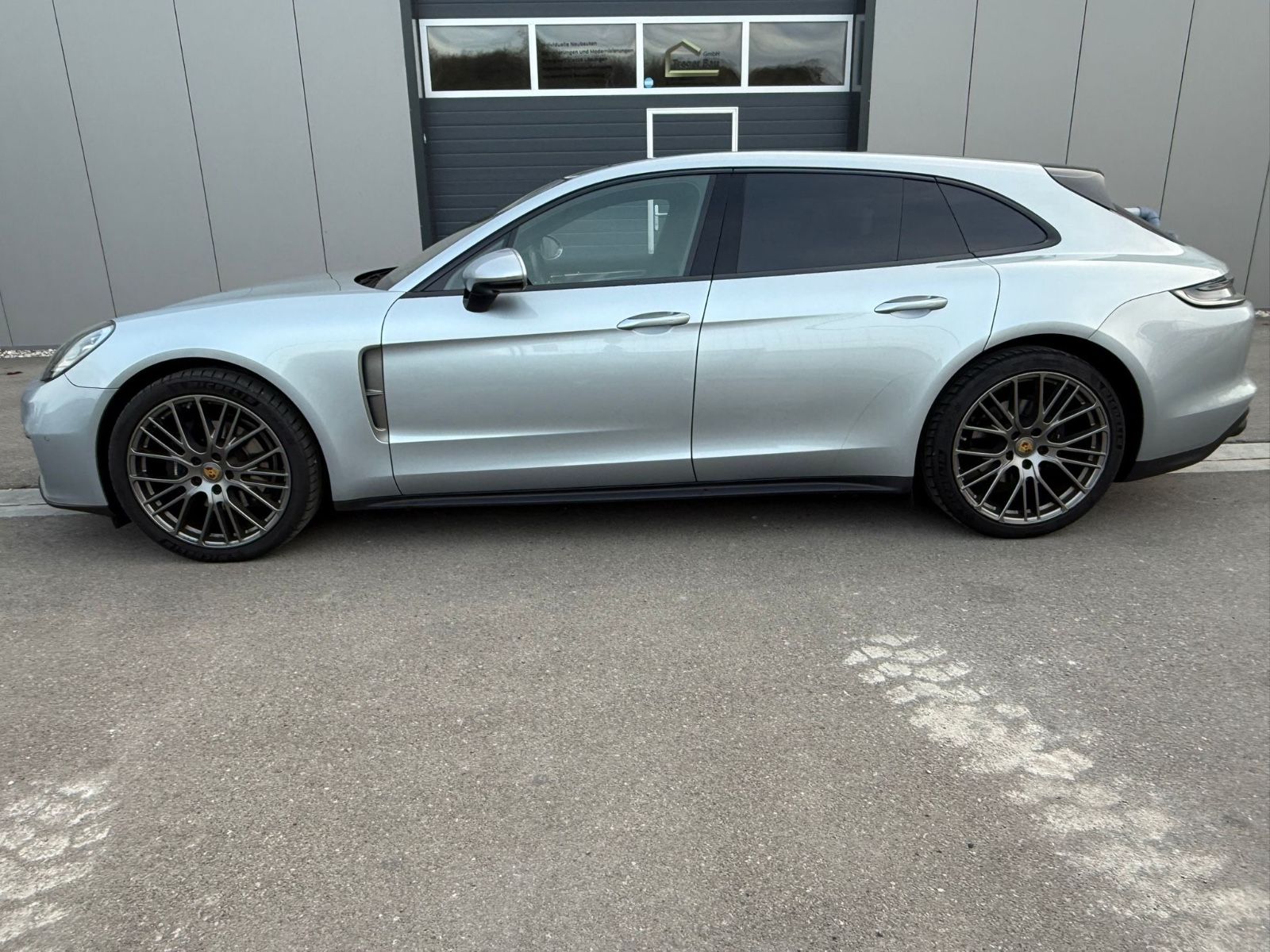 PORSCHE Panamera 4 Platinum Edition+Vierradlenkung