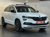 Skoda Karoq 2.0TSI SPORTLINE 4x4* LED#AHK#PANO#SH#KEYL - Skoda Karoq mit Schiebedach