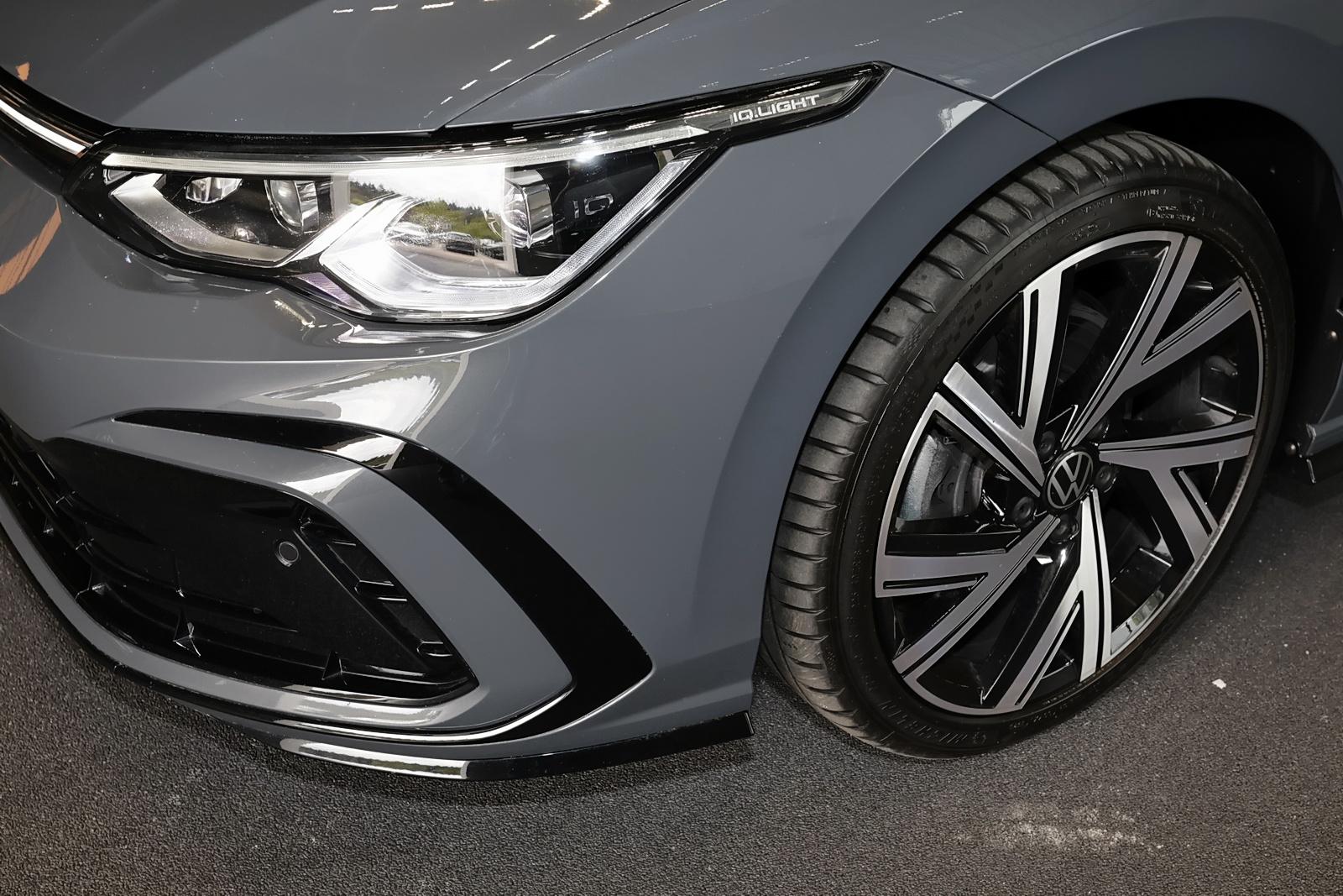 Volkswagen Golf R-LINE DISTRONIC+CARPLAY+SPURHALTE+LED+18"
