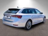 Skoda Octavia Combi Tour 2.0TDI DSG LED Navi PDC Stdhz - Skoda Octavia: Tour Combi