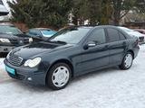 Mercedes-Benz C 200 KOMPRESSOR*Autom.*AHK*Klima*Tempom* - gebrauchte Mercedes-Benz C-Klasse aus dem Jahr 2004