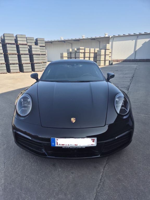 Porsche 992