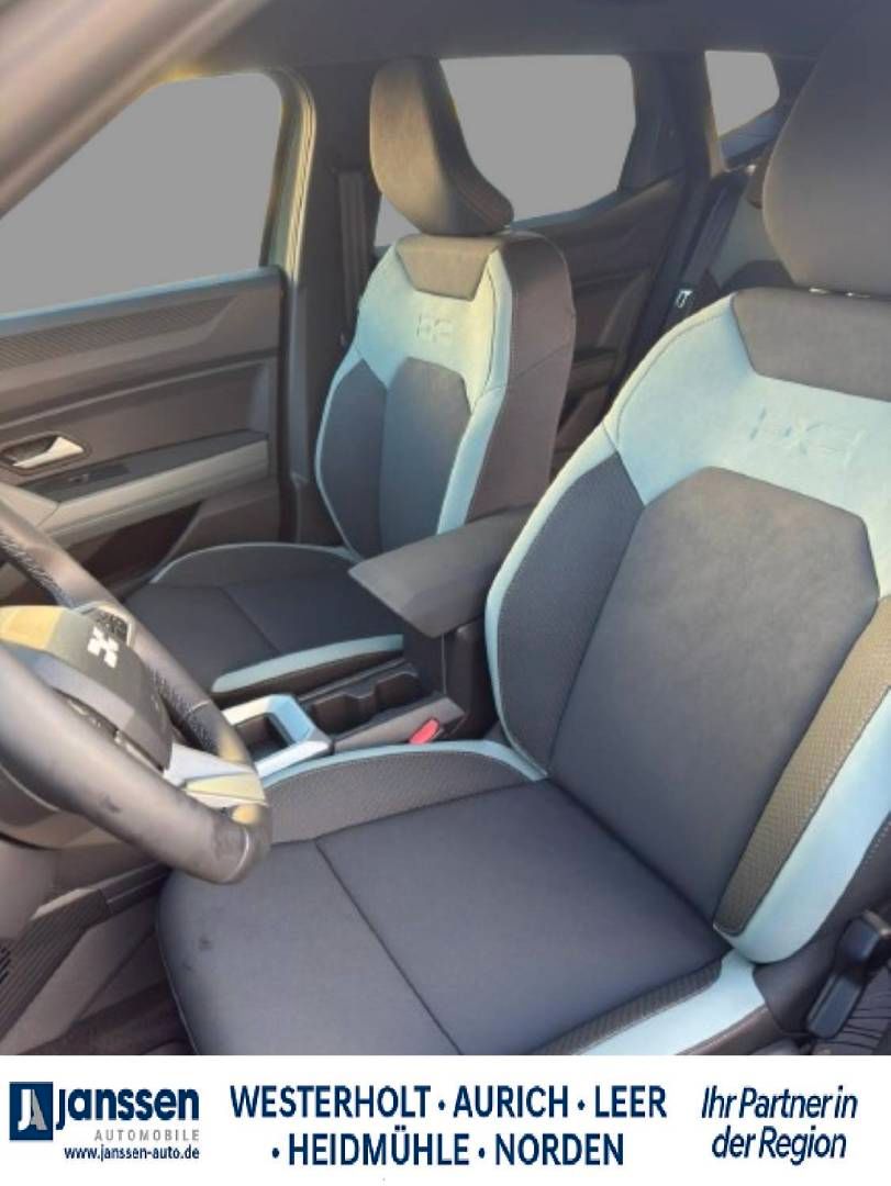 Fahrzeugabbildung Dacia Neuer Dacia Duster Extreme mild hybrid 140