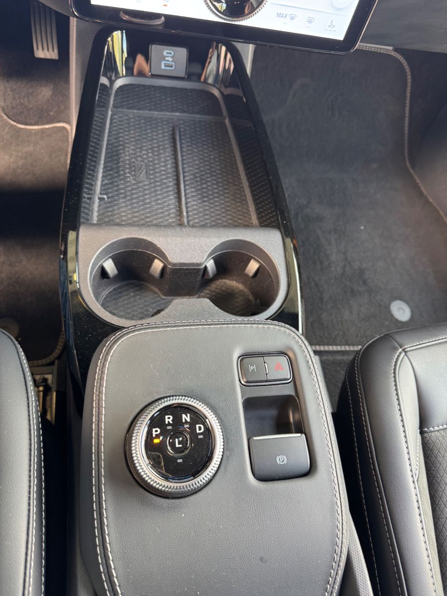 Fahrzeugabbildung Ford Mustang Mach-E GT AWD