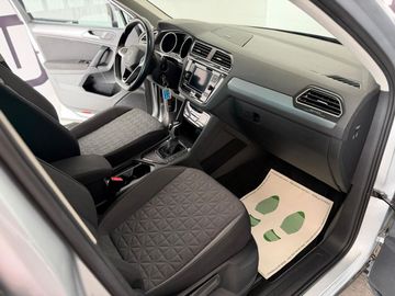 Volkswagen Tiguan - 7