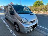 Opel Vivaro 2,5 CDTI 7 Sitzer Klima - gebrauchte Opel Vivaro aus dem Jahr 2004