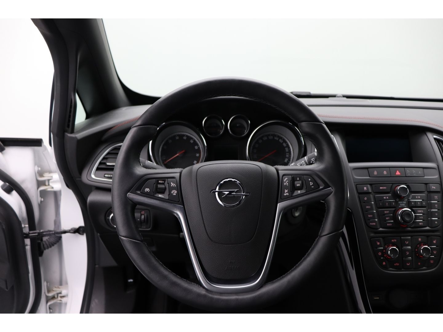 Fahrzeugabbildung Opel Cascada Innovation ecoFlex INNOVA 1.6T(100)6G S