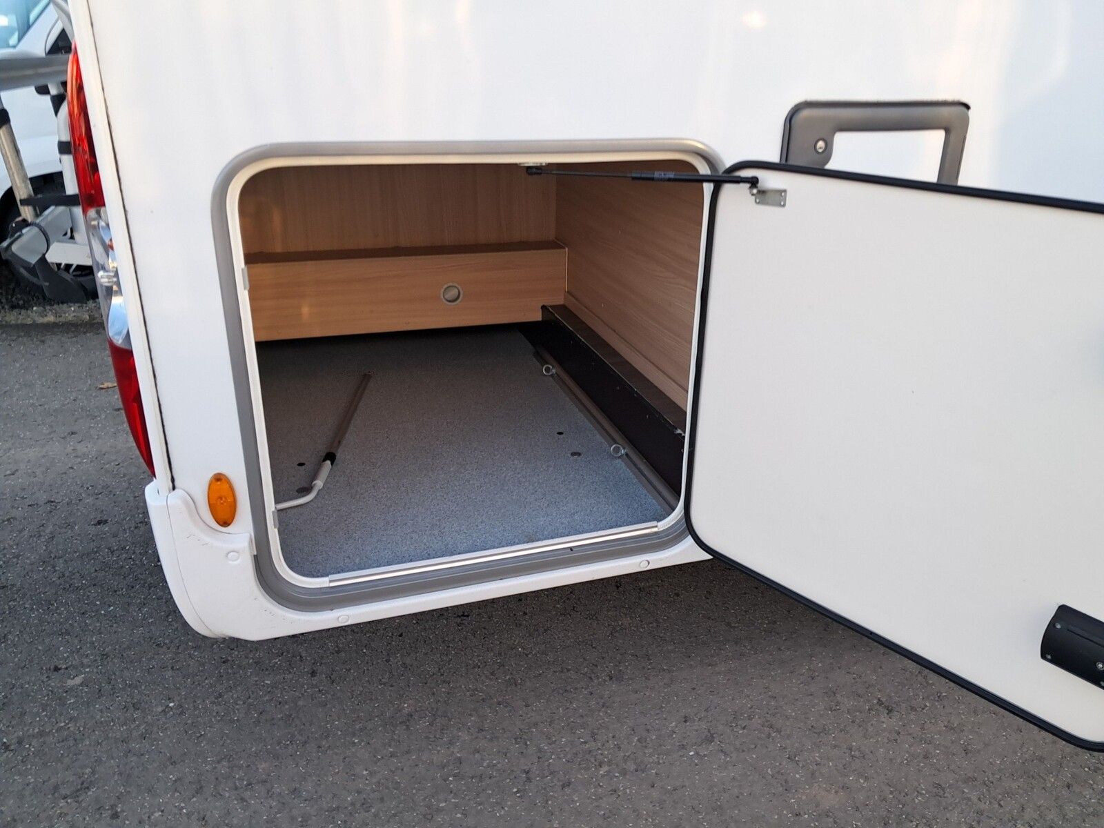 Fahrzeugabbildung Bürstner Nexxo Time T 660 Edition 30 SAT,Navi,TV,Markise