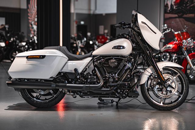 Harley-Davidson FLHX Street Glide 117 - sofort - Tageszulassung!