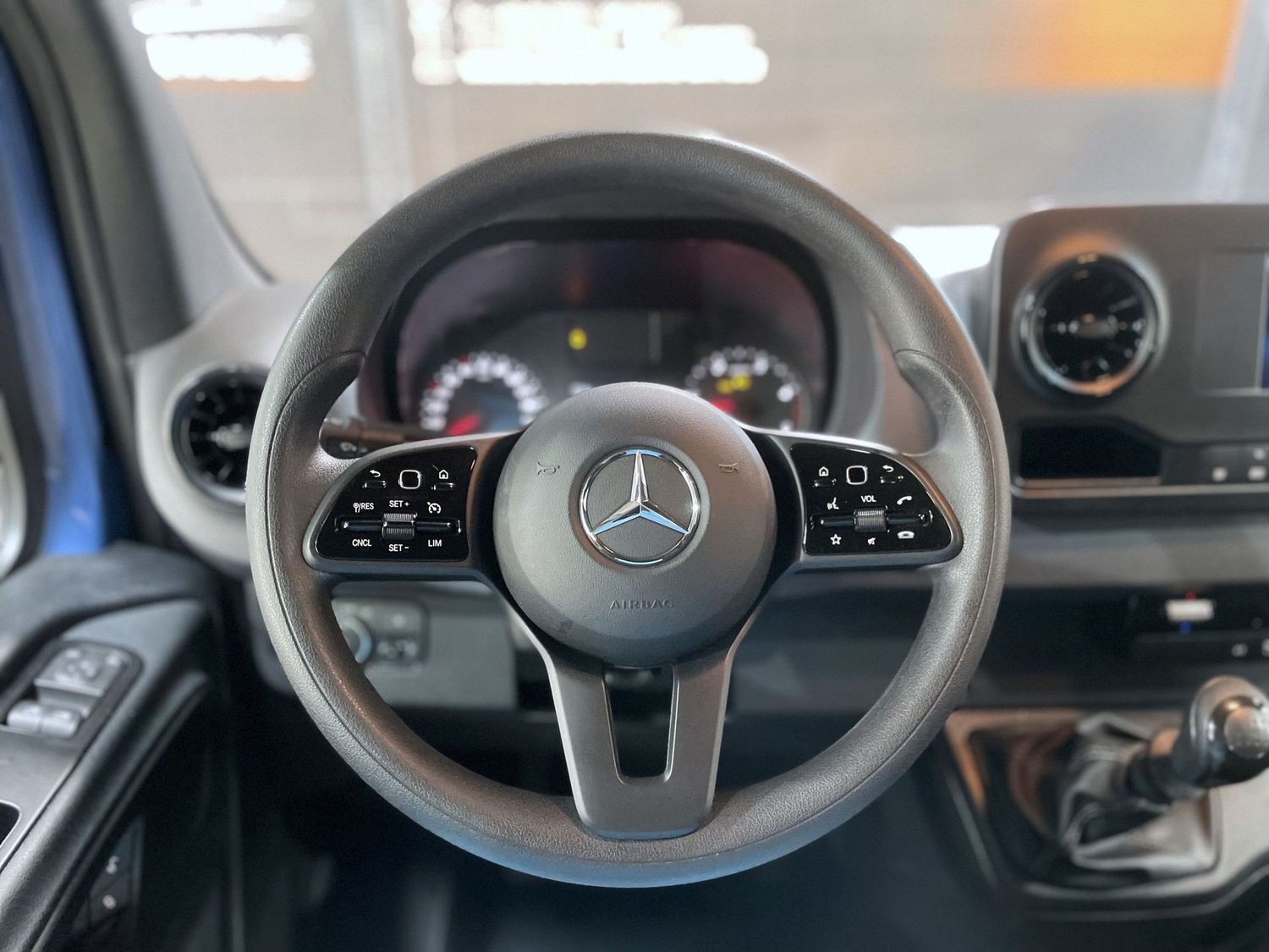 Fahrzeugabbildung Mercedes-Benz Sprinter 519 CDI RWD L3 Pritsche m. Plane #Tempo