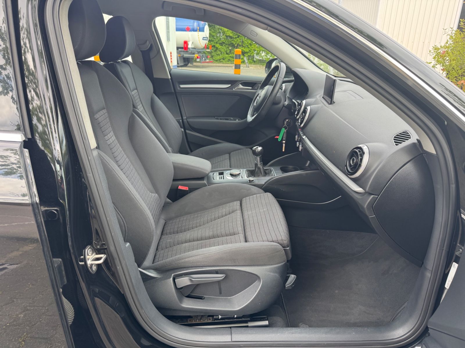 Fahrzeugabbildung Audi A3 Sportback ambition Bi-Xenon+Navi