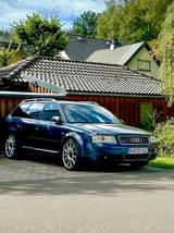 Audi S6 Avant 4.2 Liter V8 Automatik - Audi S6 mit Benzin-Antrieb: Kombi, 4.2