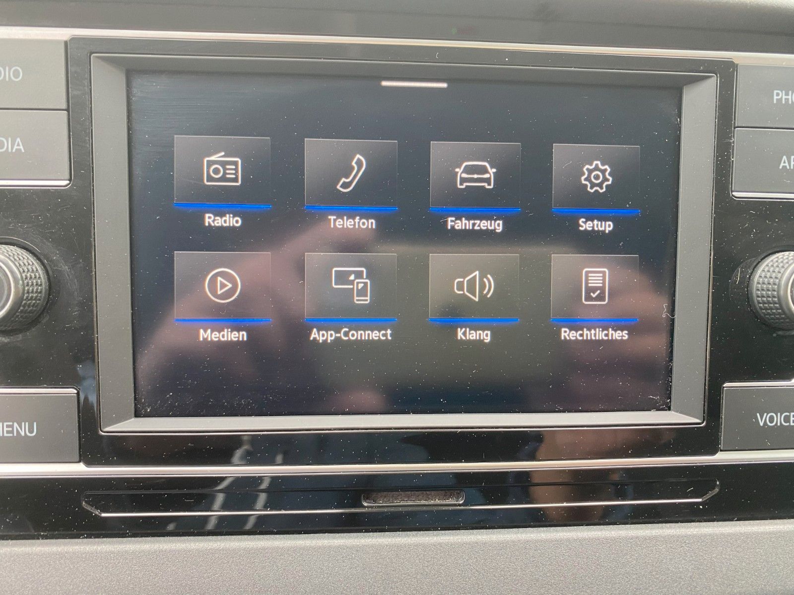 Fahrzeugabbildung Volkswagen T6.1 Transporter Kasten lang ,AHK,SHZ,SHg