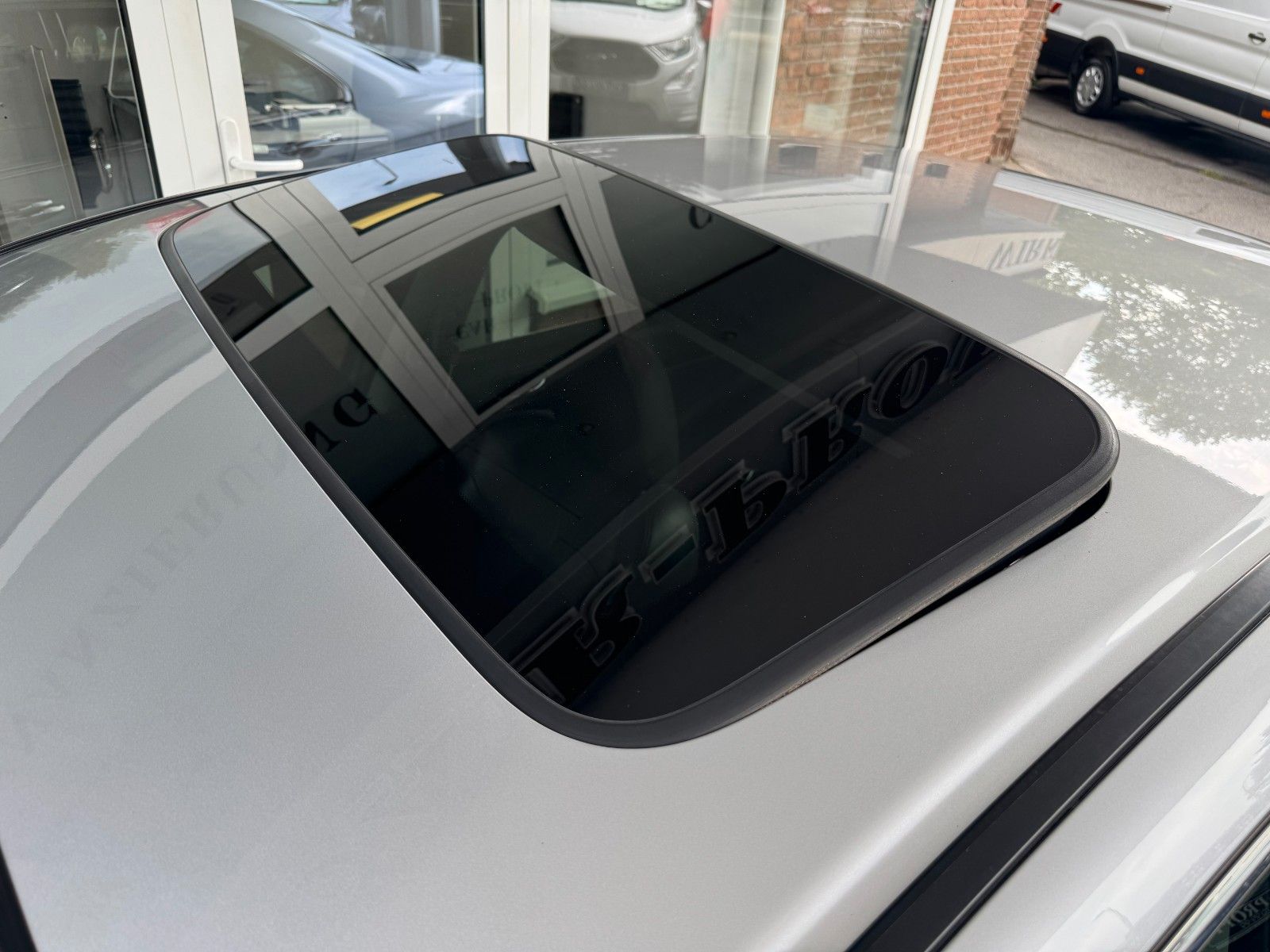 Fahrzeugabbildung Honda Accord Lim. 2.0 Executive Autom. Klimaaut./Leder