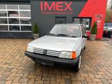 Peugeot 205 Junior 1.2 mit 45 PS Tüv neu 4 türig - Peugeot 205: Limousine