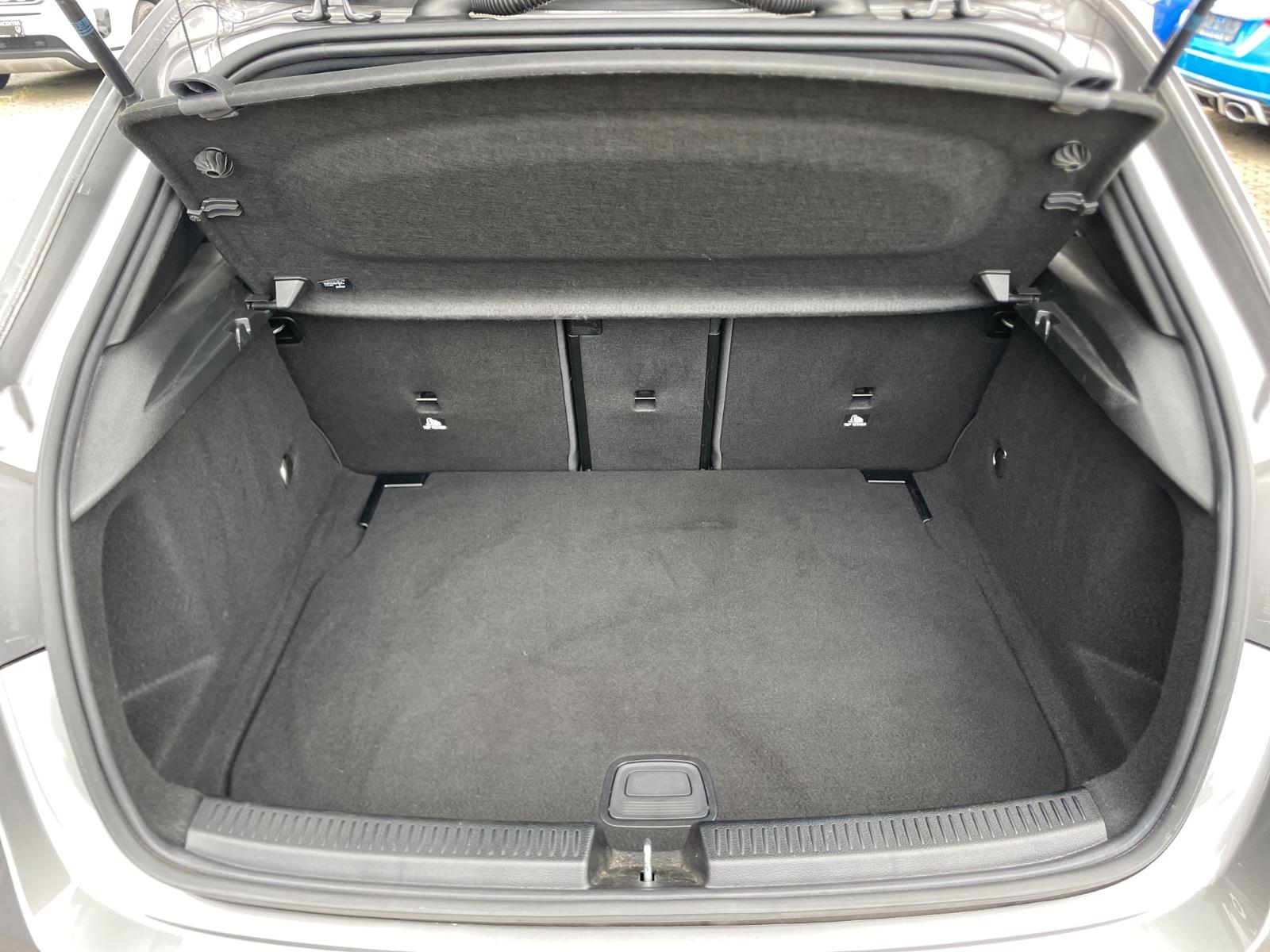 Mercedes-Benz A-Class 4MATIC DCT AMG-Line ACC/CAM/LED/ASSIS/PANO, миниатюра 14