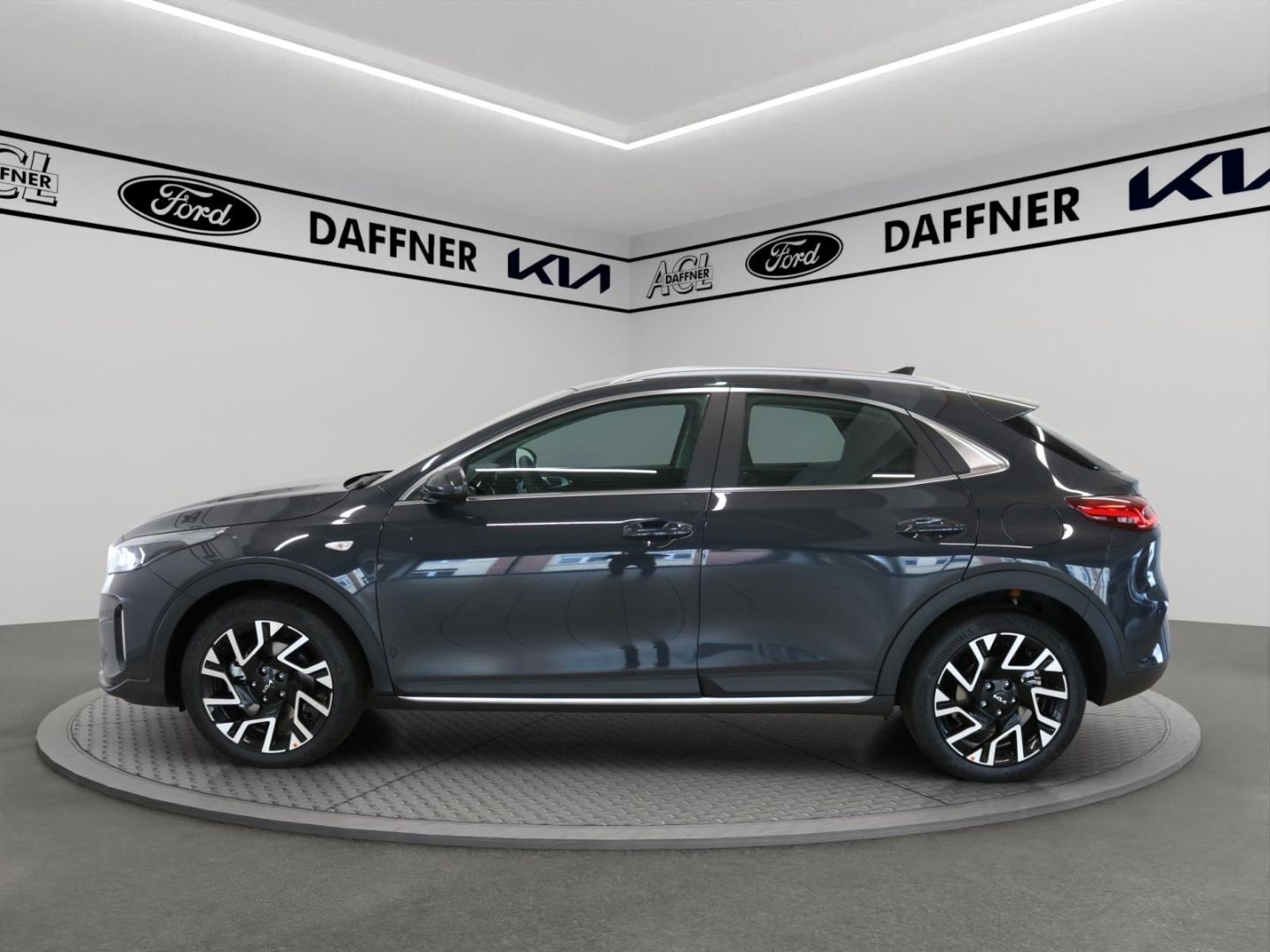 Fahrzeugabbildung Kia XCeed Vision 1.5 Kamera PDC Navi LED Tempomat