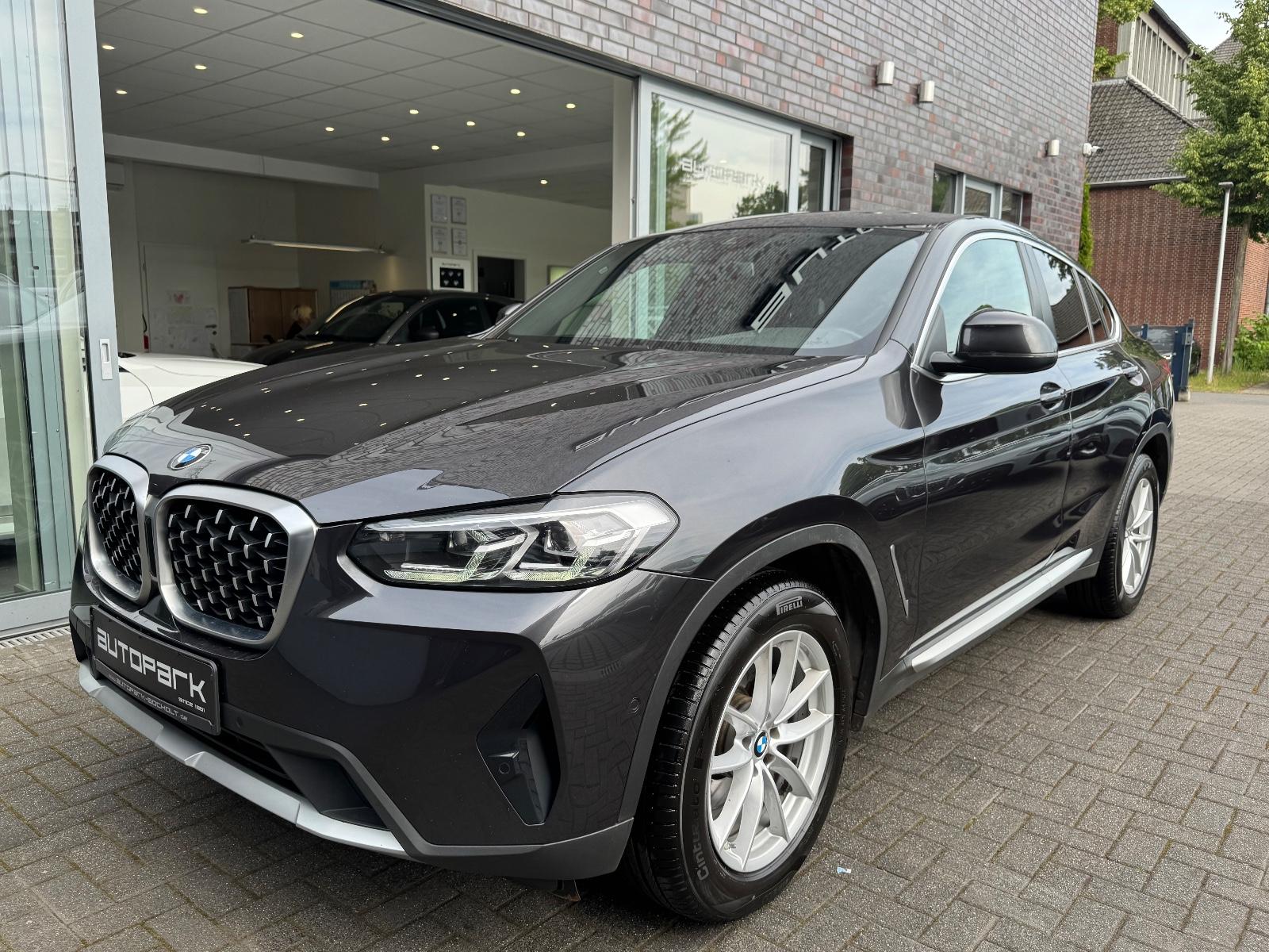 BMW X4 xDrive 20d AHK Komfortzug Metallic DA MLenkRa