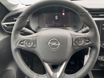 Fotografie des Opel Corsa F Elegance LED Parkpilot Sitz-/Lenkradhzg