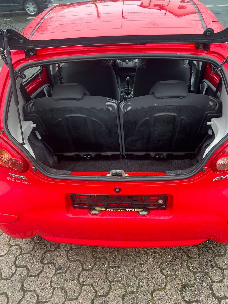 Fahrzeugabbildung Toyota Aygo AYGO