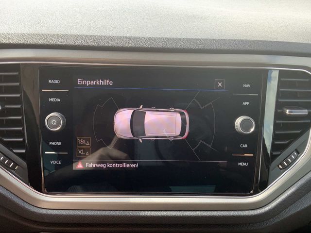 T-Roc Style 1.5 TSI DSG PDC,SHZ,NAV ,PANO.