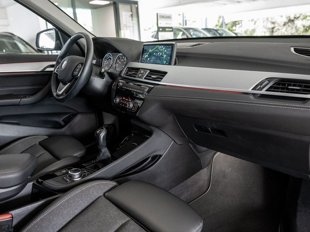 BMW X1 sDrive 18d Sport Line FACEL. LED NAVI KAMERA foto 8