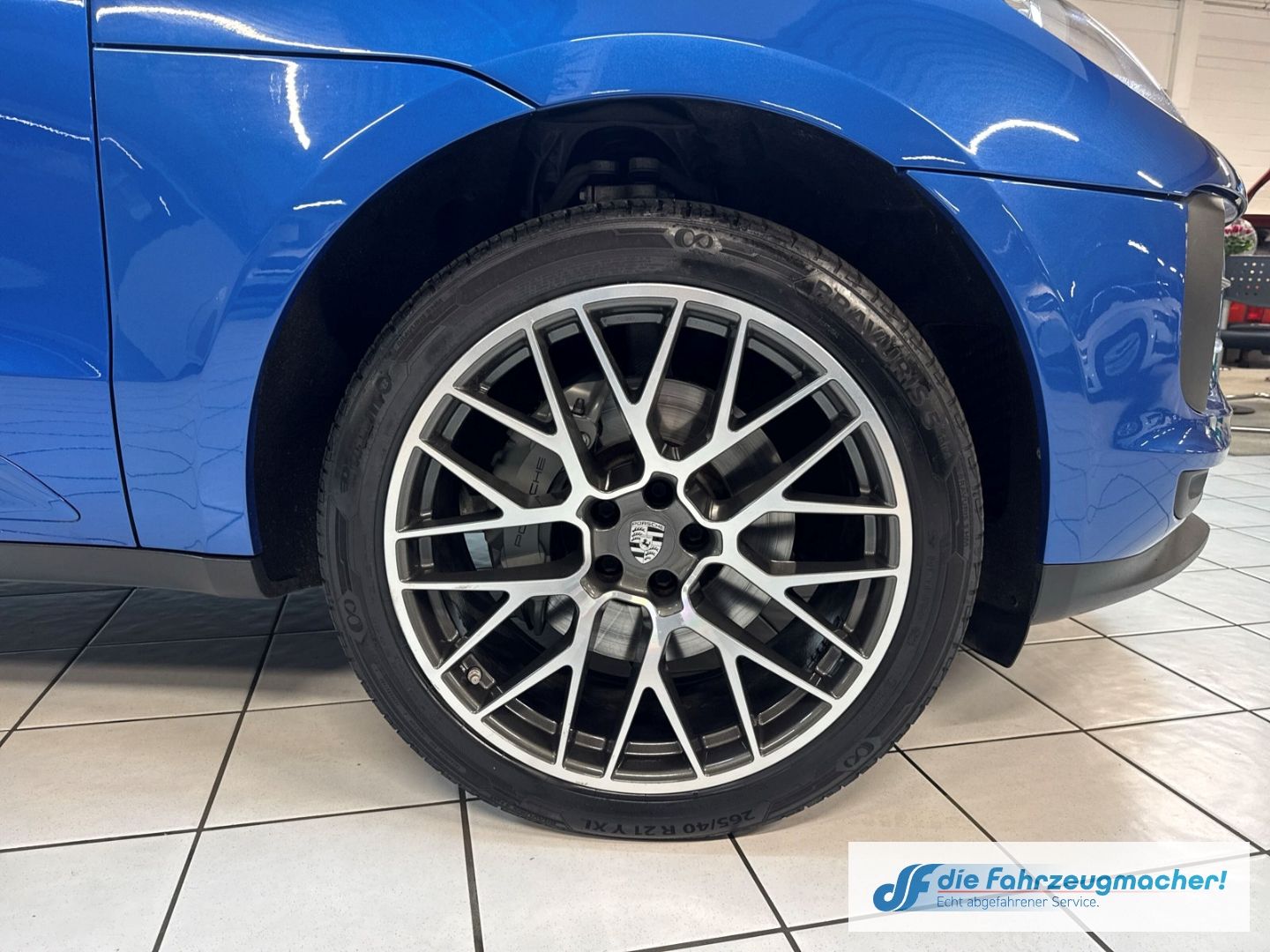 Fahrzeugabbildung Porsche Macan S El. Panodach Navi Memory Sitze Soundsyst