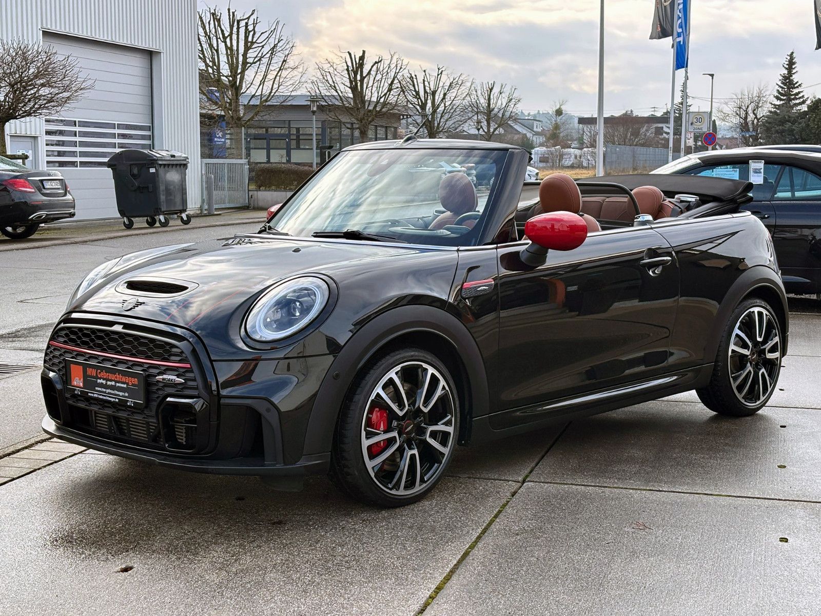 Fahrzeugabbildung MINI John Cooper Works Cabrio ACC LED KAM PDC H&K HUD