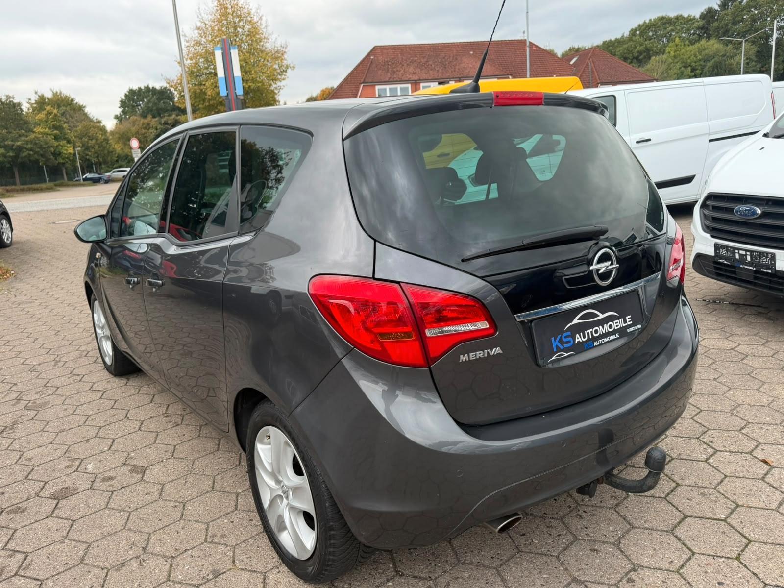 Opel Meriva 2011 — photo 5