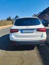 Mercedes-Benz GLC 250 4MATIC EXCLUSIVE Autom. EXCLUSIVE - weiße Mercedes-Benz GLC 250