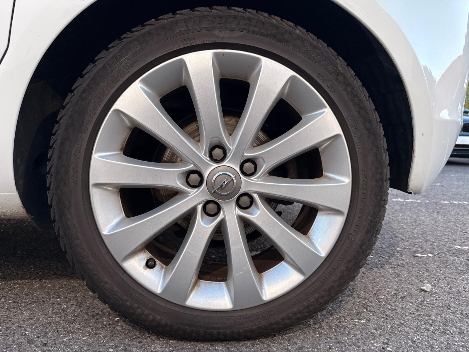 Opel Meriva B 1.4 Innovation / Sitzheizung / Tempomat