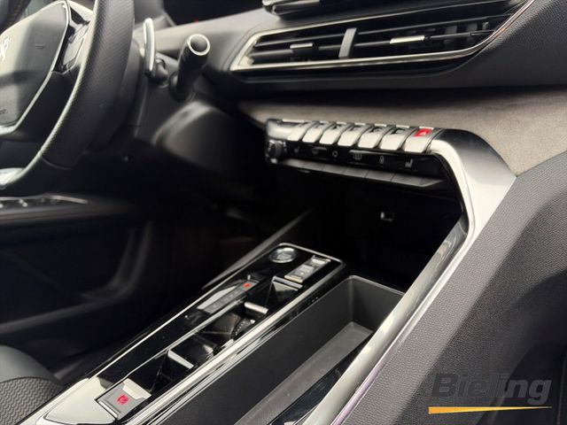 5008 GT 1.2l Hybrid, 7 - Sitzer, NAVI, SHZ, PDC 