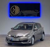 Toyota Auris Automatik Lim. Design Edition*2HND*NAV*RFK - Toyota Auris: mit Anhängerkupplung